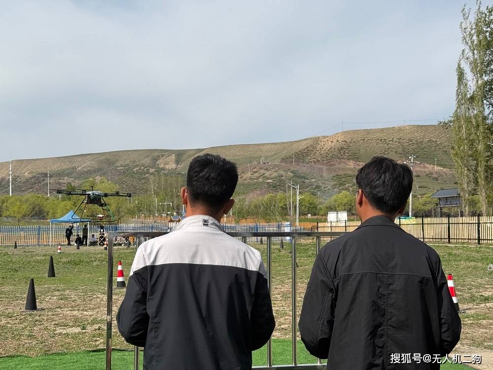 应急照明黑科技！多旋翼与系留无人机助力救